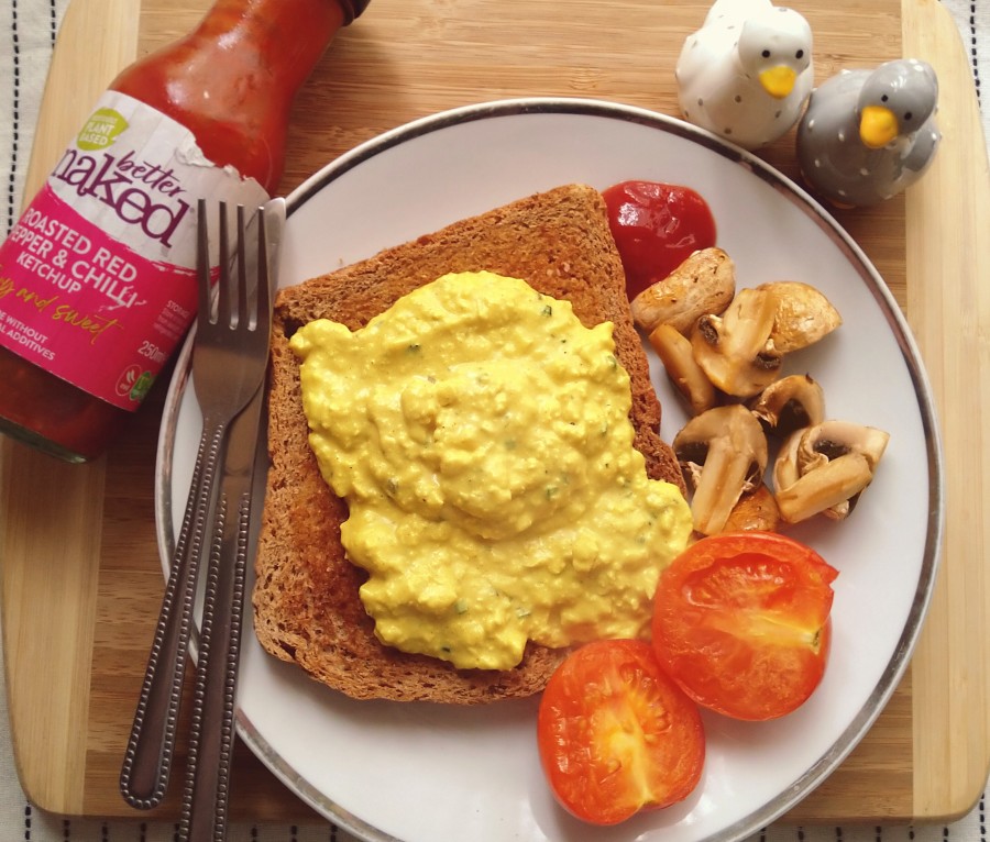 Cheesy Garlic & Chive Vegan Scrambled “Eggs” – Gordon Ramsay Style